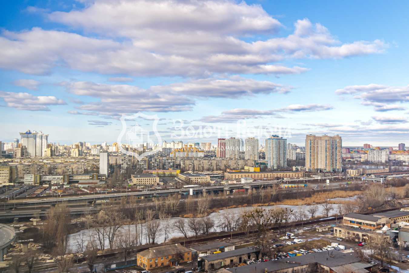 Продаж 1-кімнатної квартири 56 м², Причальна вул., 8