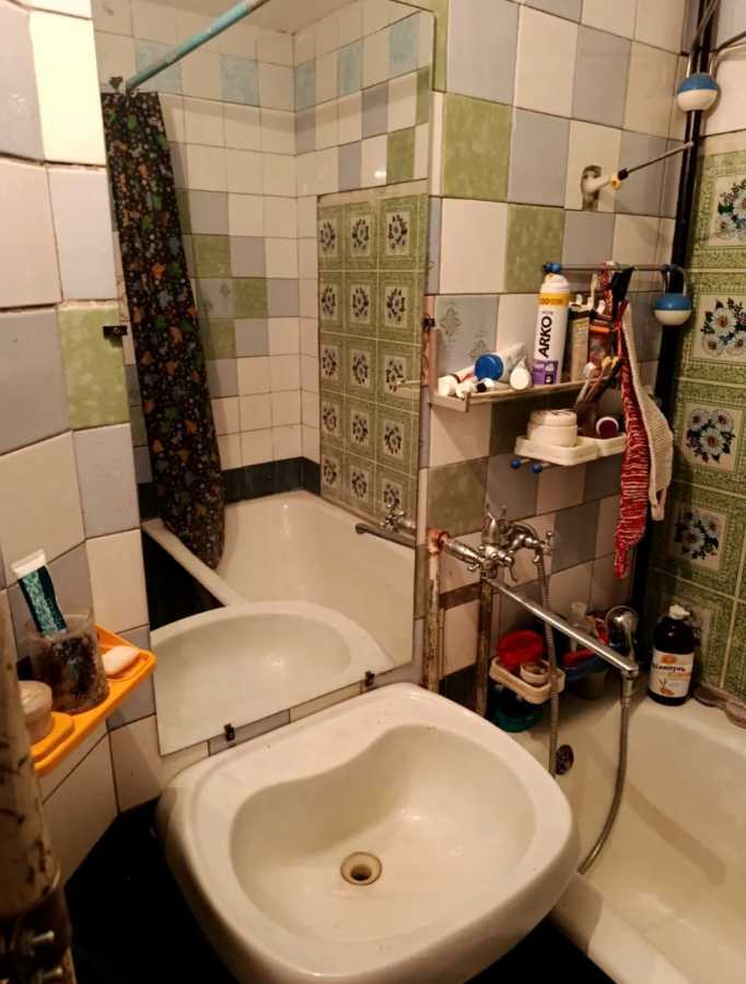 Продаж 2-кімнатної квартири 56 м², Свободи просп., 6А