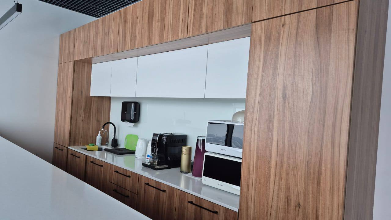 Аренда коммерции 410 м², Херсонская ул.