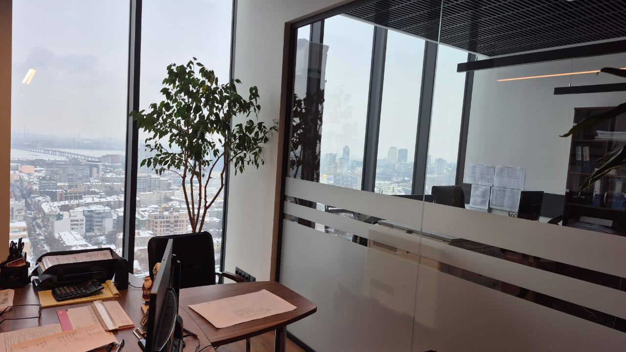 Аренда коммерции 410 м², Херсонская ул.