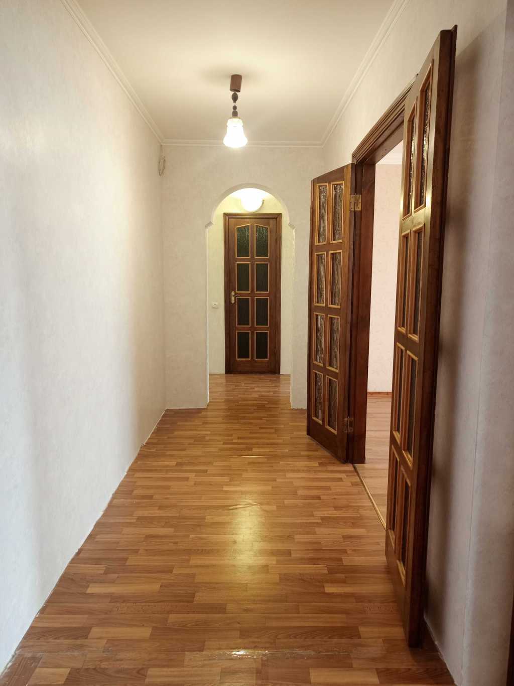 Продажа 3-комнатной квартиры 61.5 м², 278