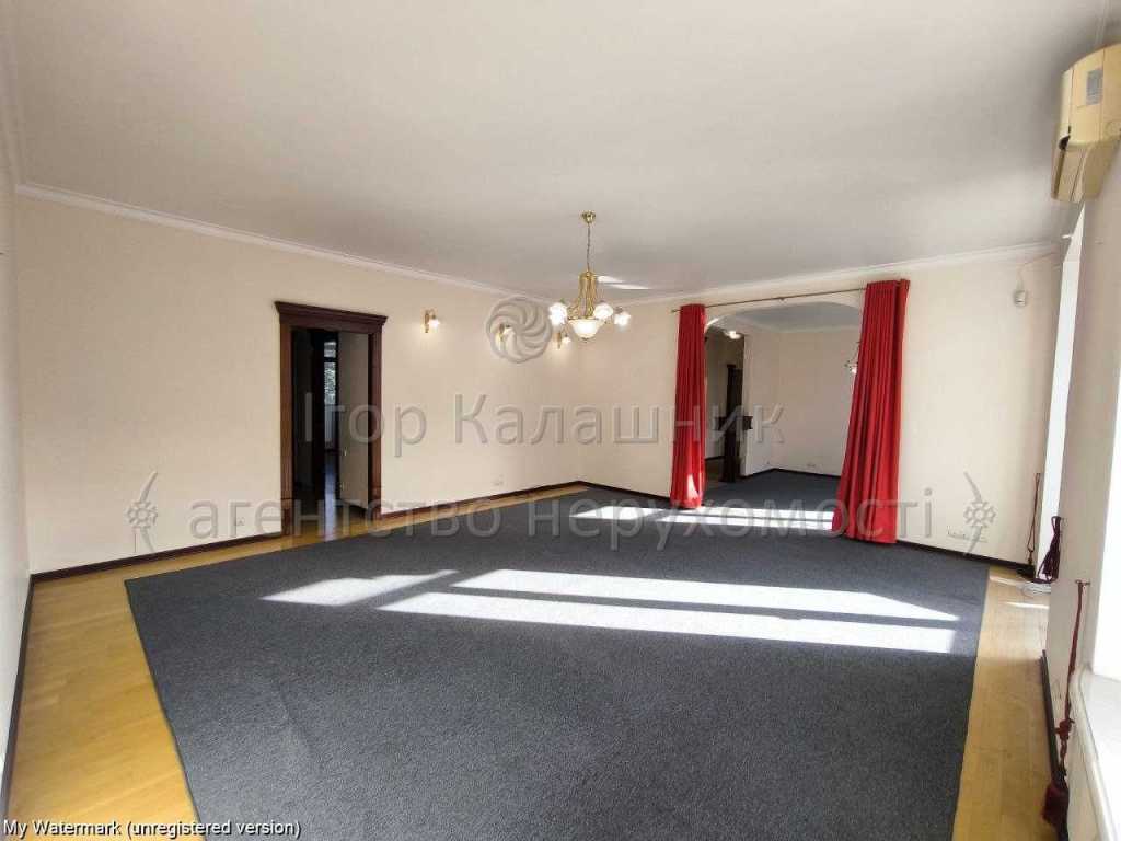 Продажа 5-комнатной квартиры 163.3 м², Крещатик ул., 21