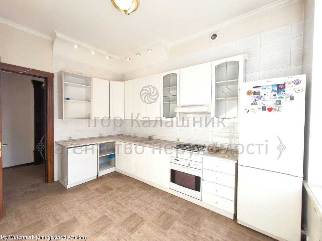 Продажа 5-комнатной квартиры 163.3 м², Крещатик ул., 21
