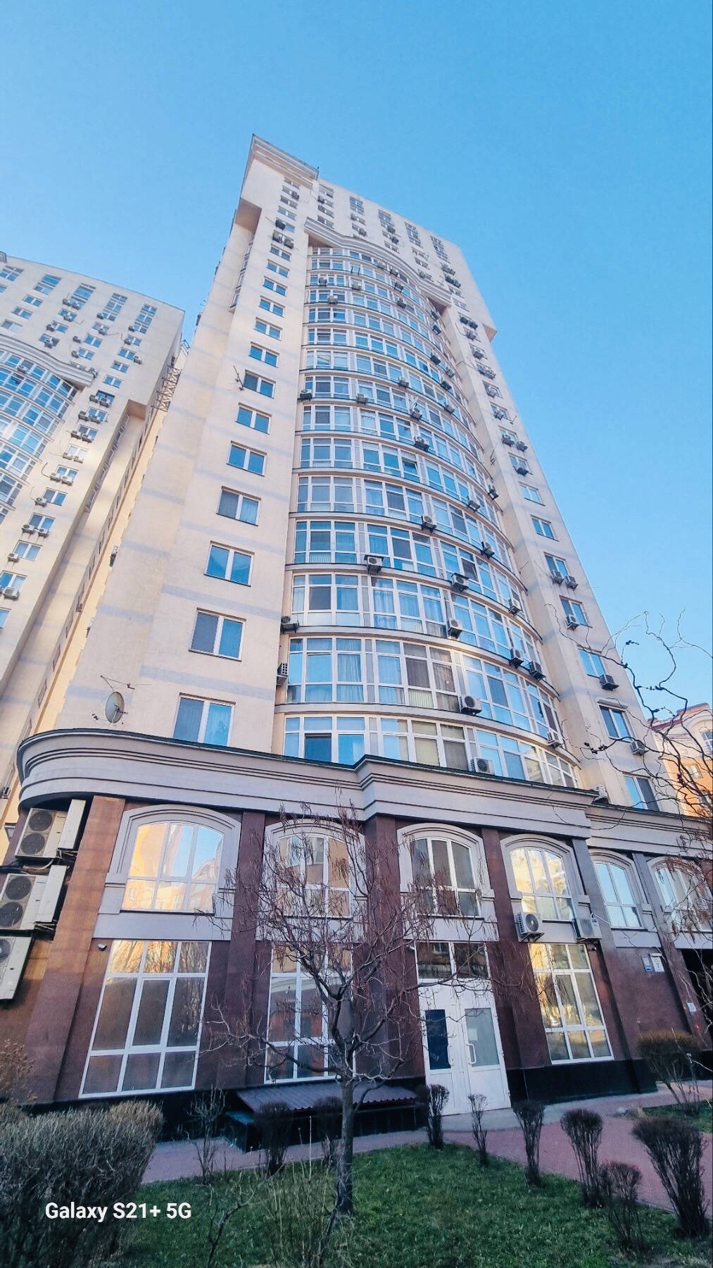 Аренда 3-комнатной квартиры 104 м², Героев Сталинграда просп., 2