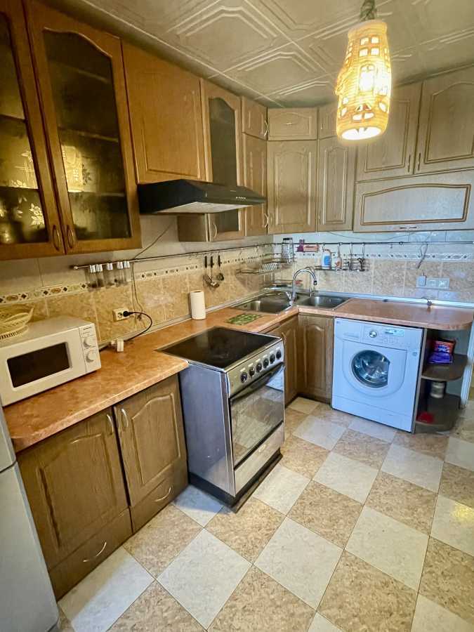 Оренда 3-кімнатної квартири 85 м², Героїв Сталінграда просп., 20