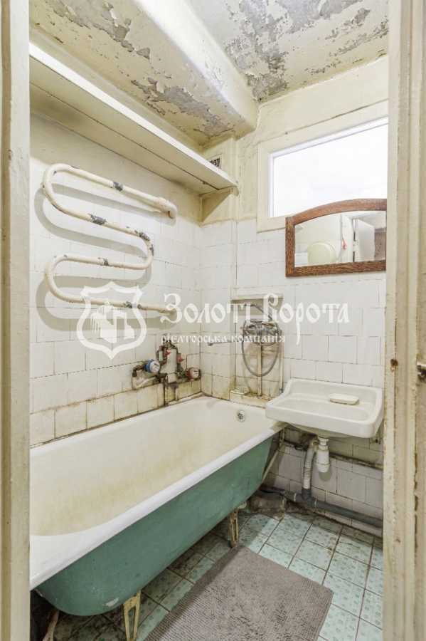 Продаж 2-кімнатної квартири 45 м², Празька вул., 3