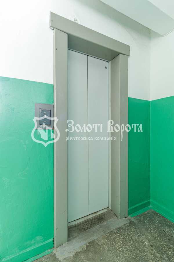 Продаж 2-кімнатної квартири 45 м², Празька вул., 3