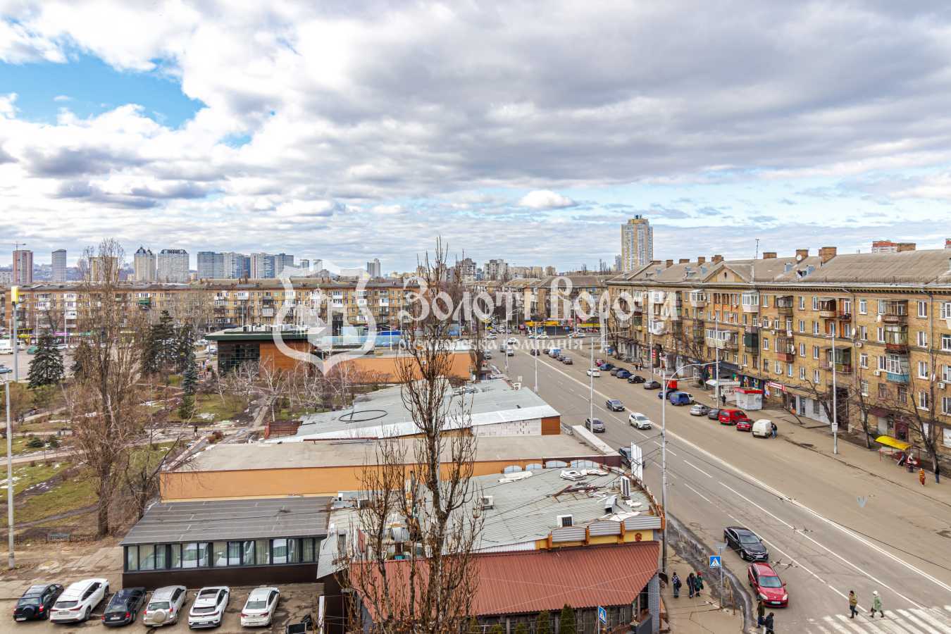 Продаж 2-кімнатної квартири 45 м², Празька вул., 3
