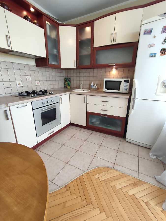 Аренда 3-комнатной квартиры 76 м², Леся Курбаса просп., 5Б