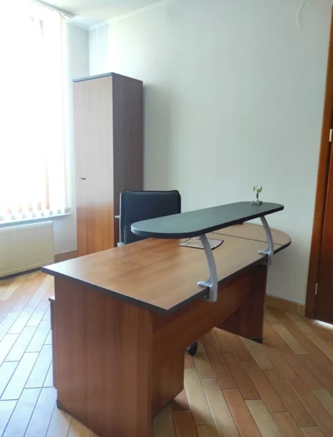 Аренда офиса 106 м², Жуковского ул.