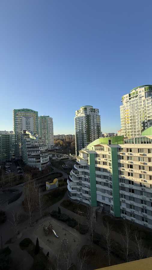 Продаж 1-кімнатної квартири 52 м², Вишгородська вул., 45/4