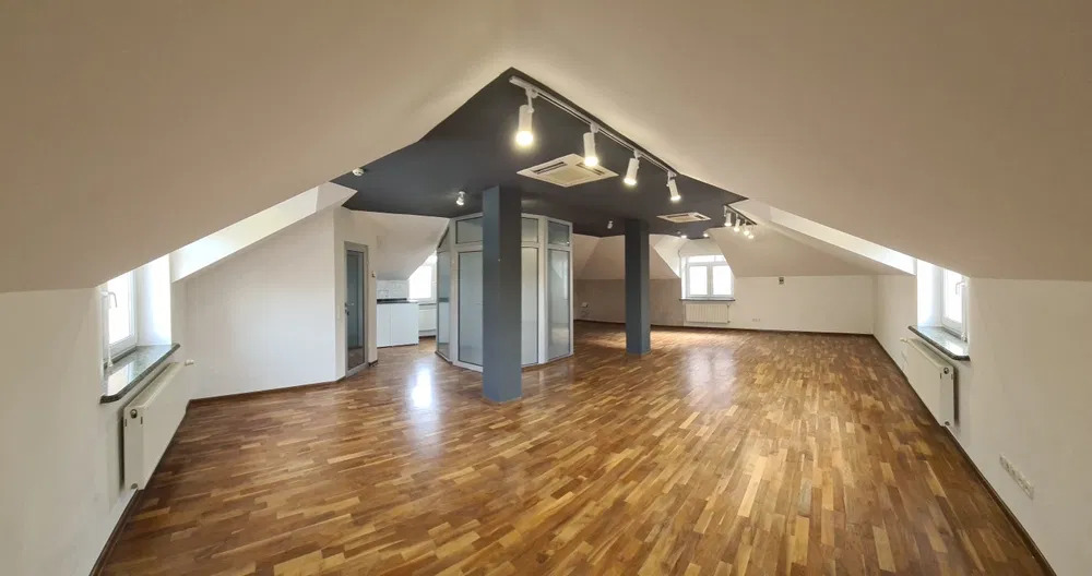 Оренда будинку 350 м², Валерія Лобановського просп.