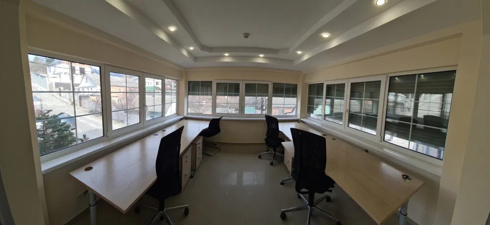 Оренда будинку 350 м², Валерія Лобановського просп.