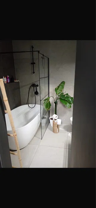 Оренда будинку 180 м², Дніпровська наб.