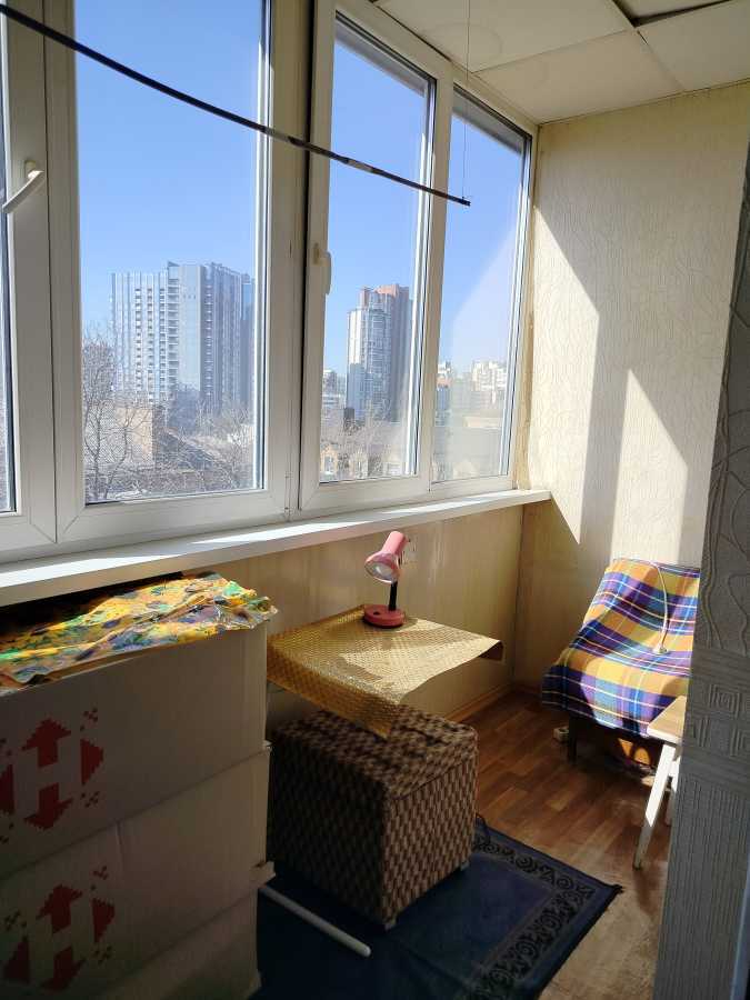 Аренда комнаты/части квартиры, Джона Маккейна ул., 18