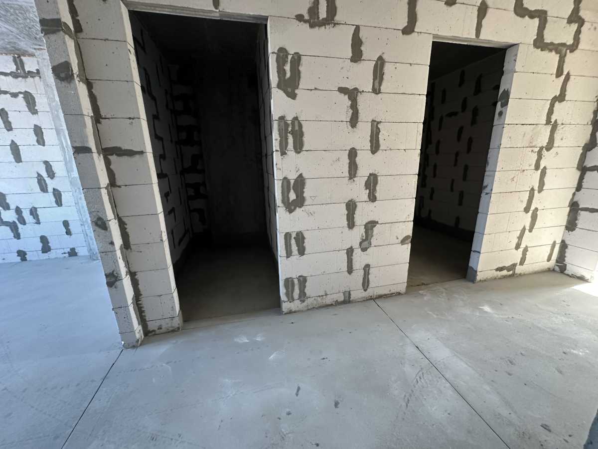 Продажа 3-комнатной квартиры 105 м², Михаила Максимовича ул., 32В