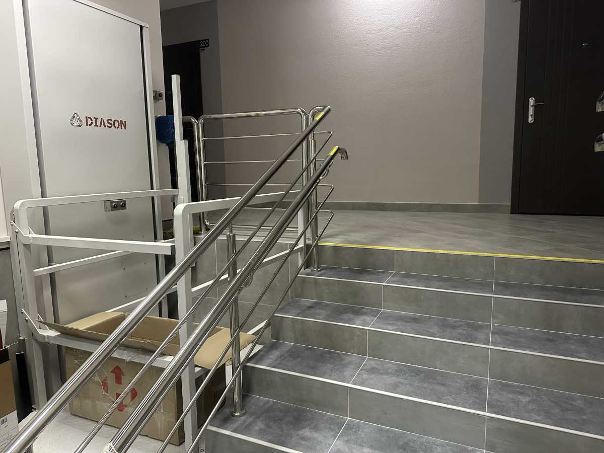 Продаж 1-кімнатної квартири 44 м², Озерна вул., 27а