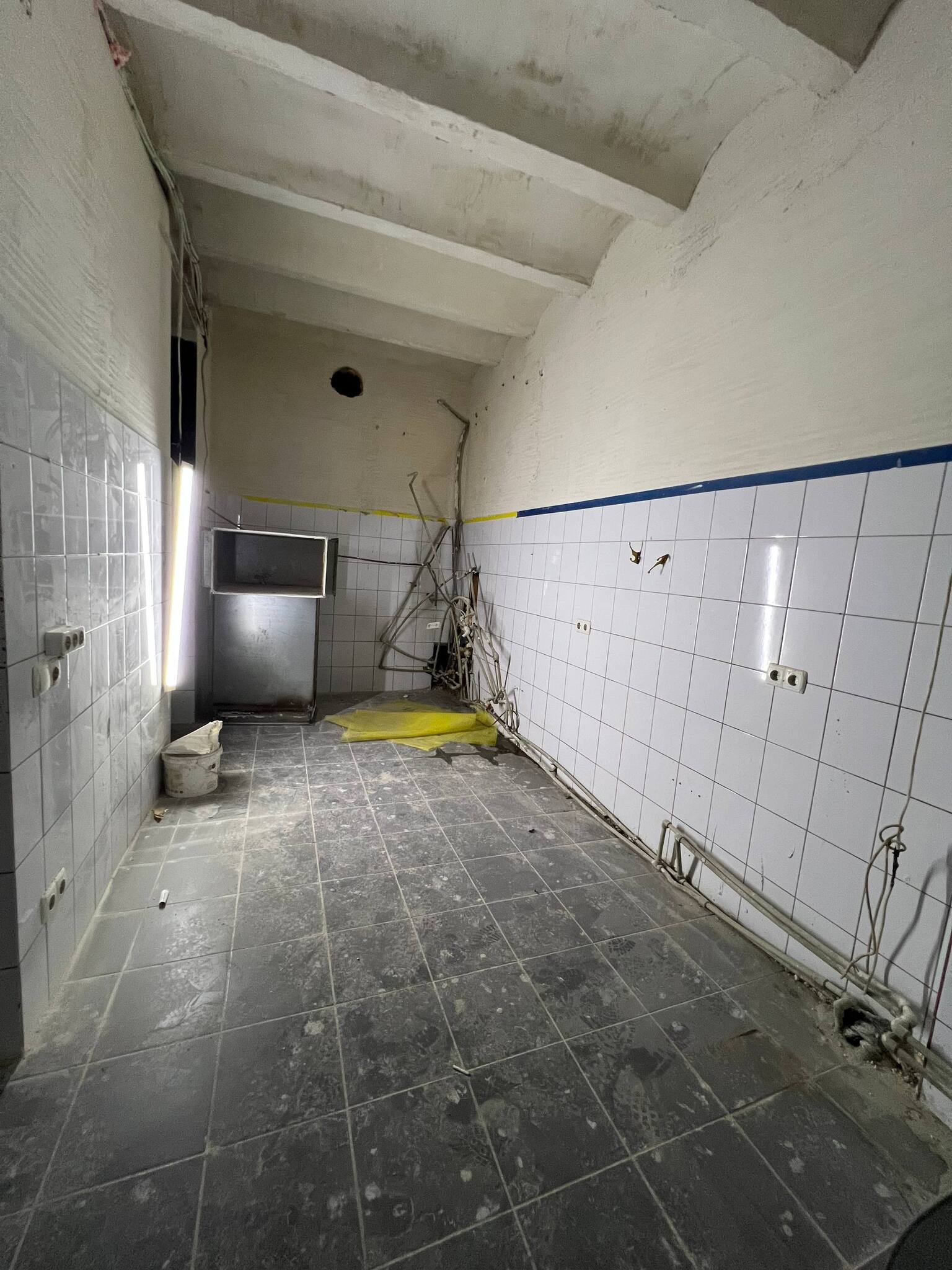 Аренда коммерции 316 м², Дмитрия Яворницкого просп., 40