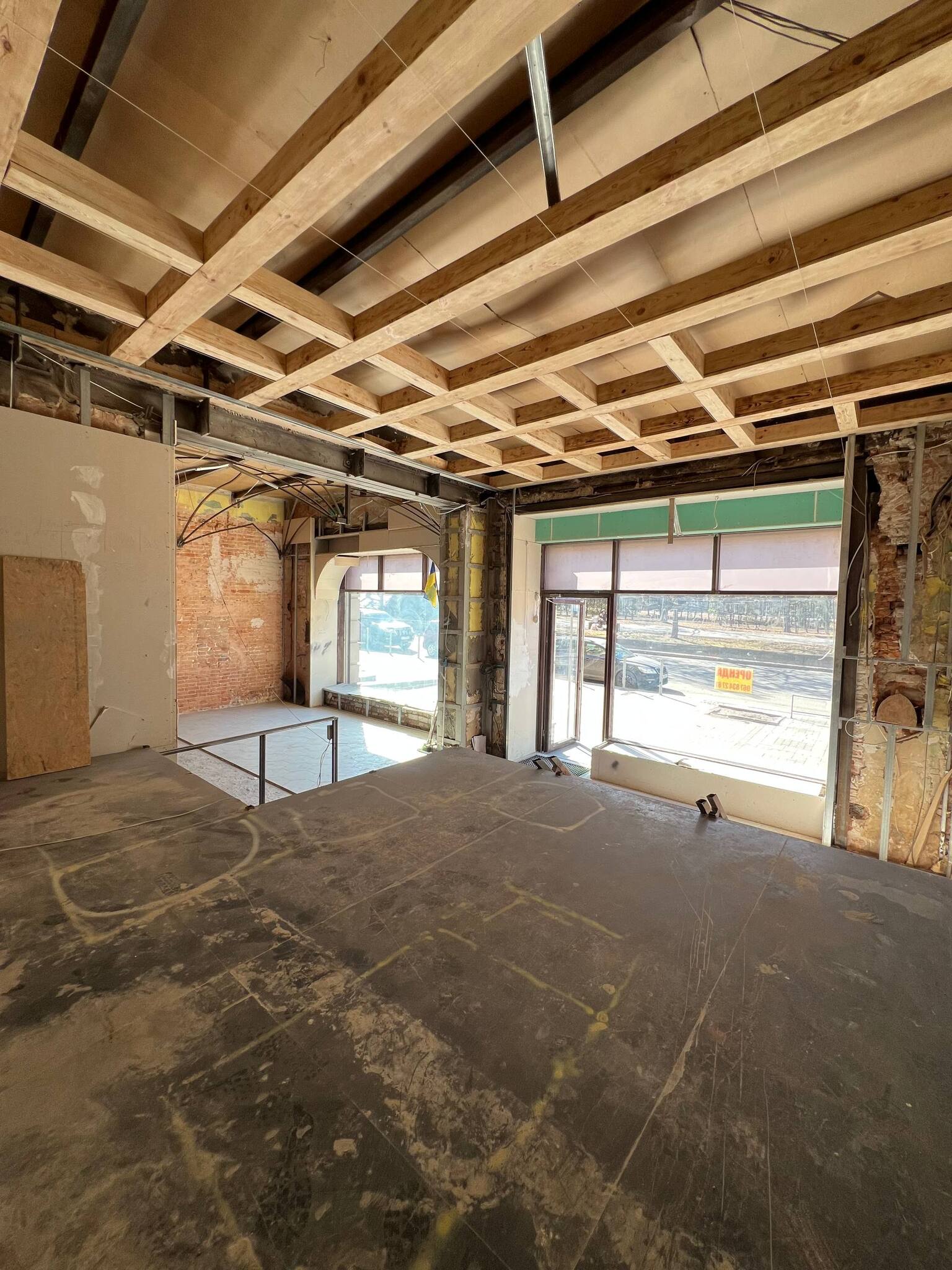 Аренда коммерции 316 м², Дмитрия Яворницкого просп., 40