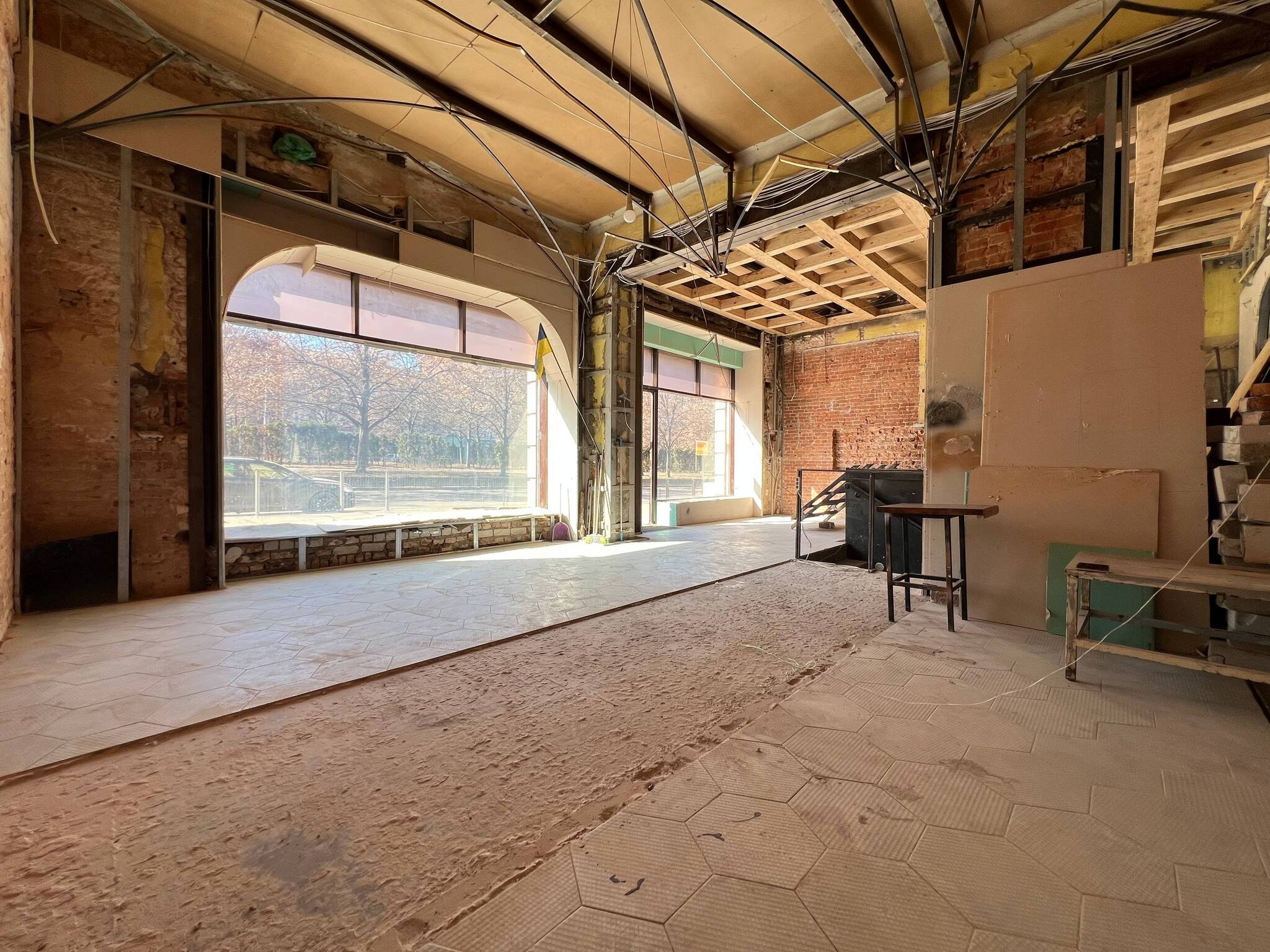 Аренда коммерции 316 м², Дмитрия Яворницкого просп., 40