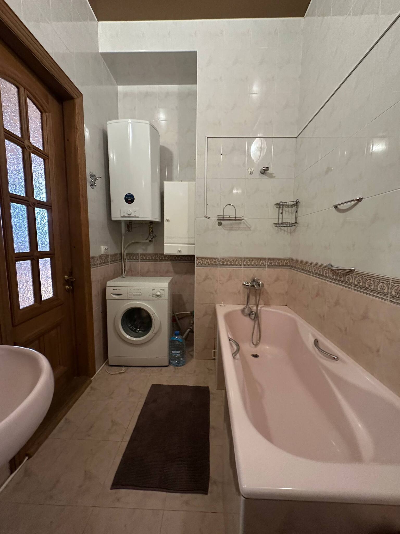 Аренда 3-комнатной квартиры 128 м², Евгения Коновальца пер.