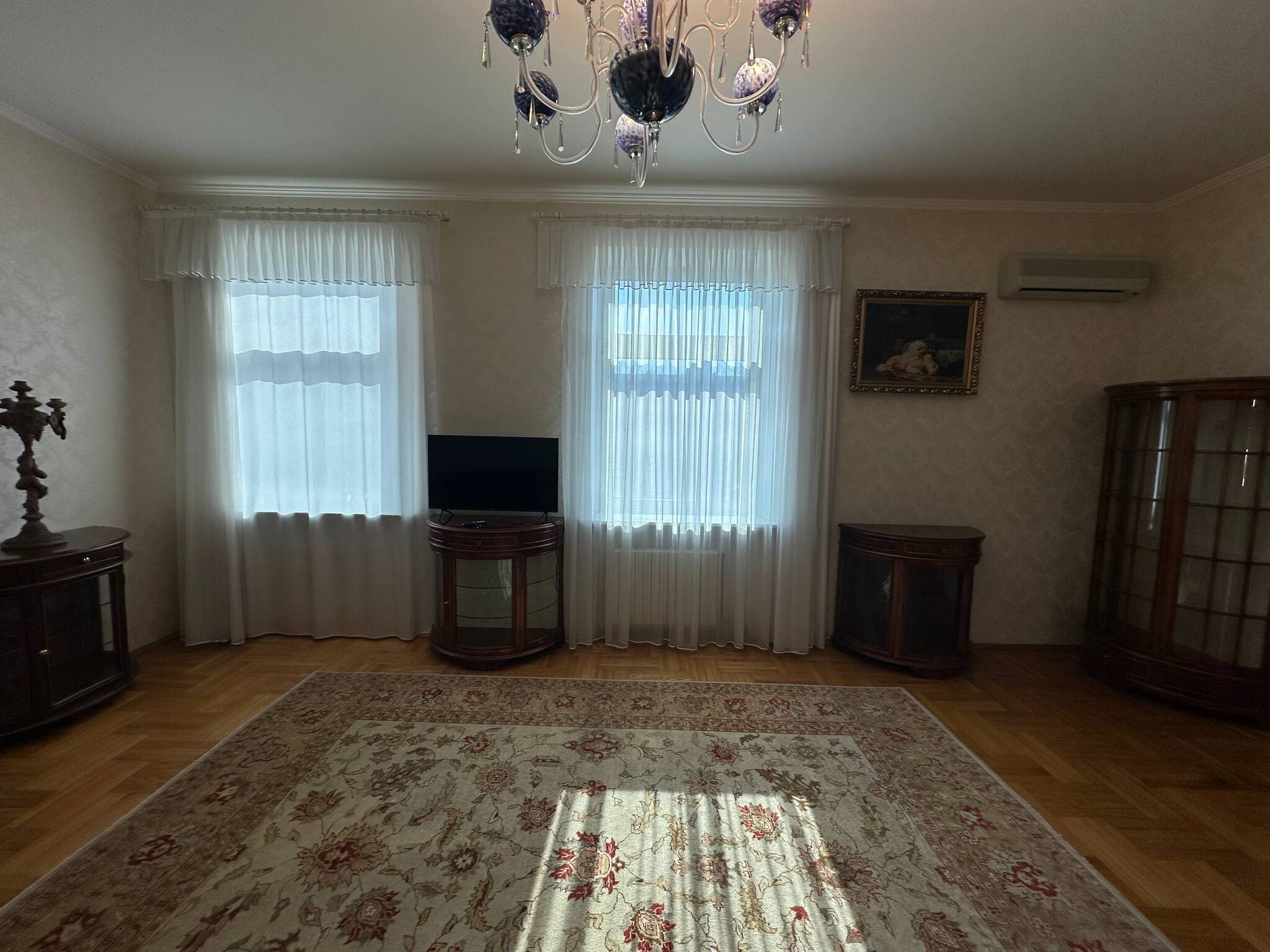 Аренда 3-комнатной квартиры 128 м², Евгения Коновальца пер.