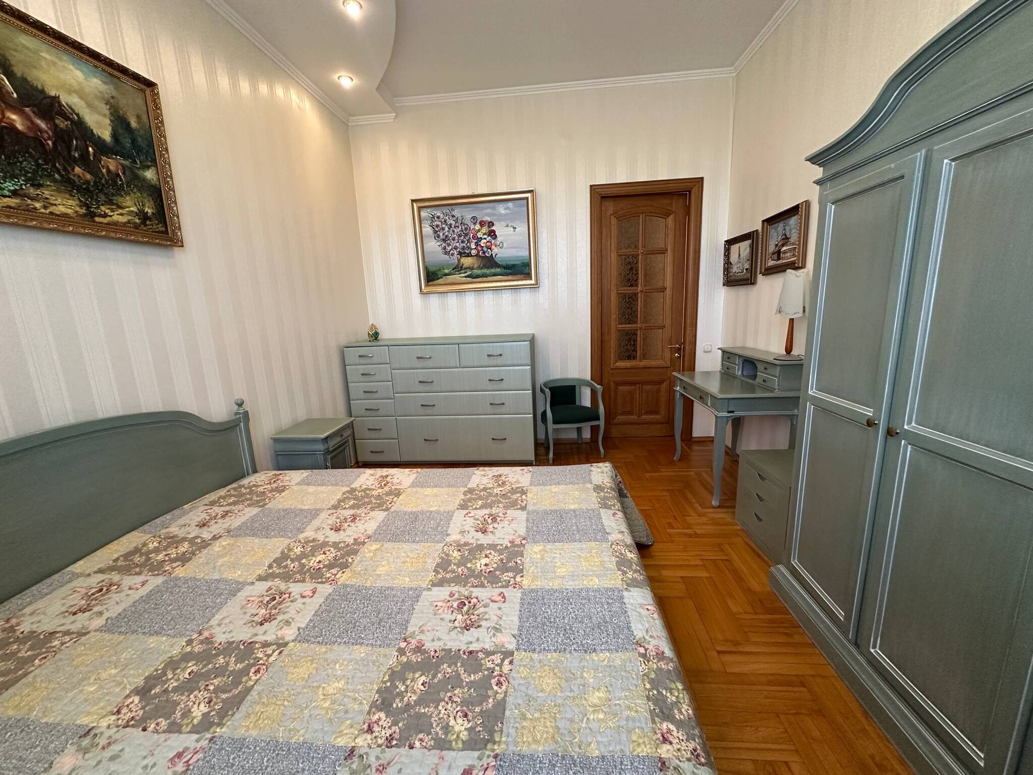 Аренда 3-комнатной квартиры 128 м², Евгения Коновальца пер.