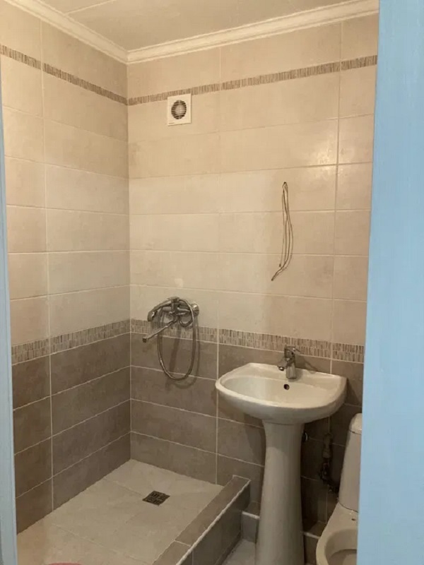 Продаж 2-кімнатної квартири 41.3 м², Запорізька вул.