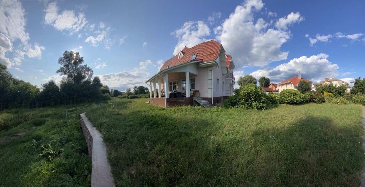 Продажа дома 298 м², Теплична