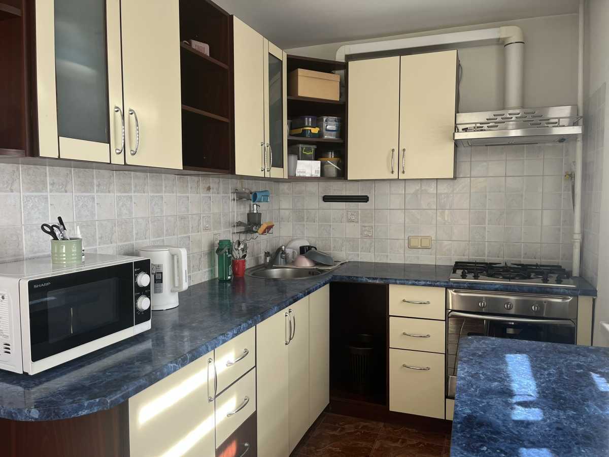 Аренда 2-комнатной квартиры 50 м², Жилянская ул., 45