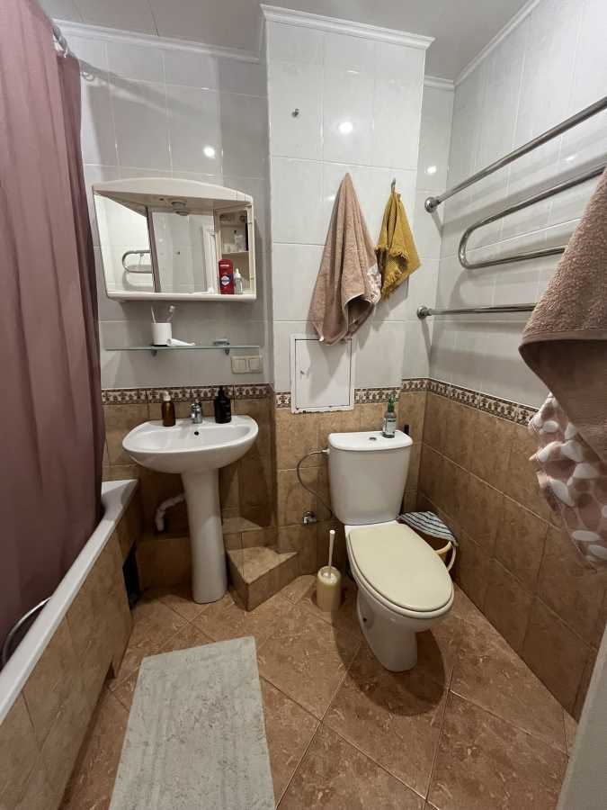 Аренда 2-комнатной квартиры 50 м², Жилянская ул., 45