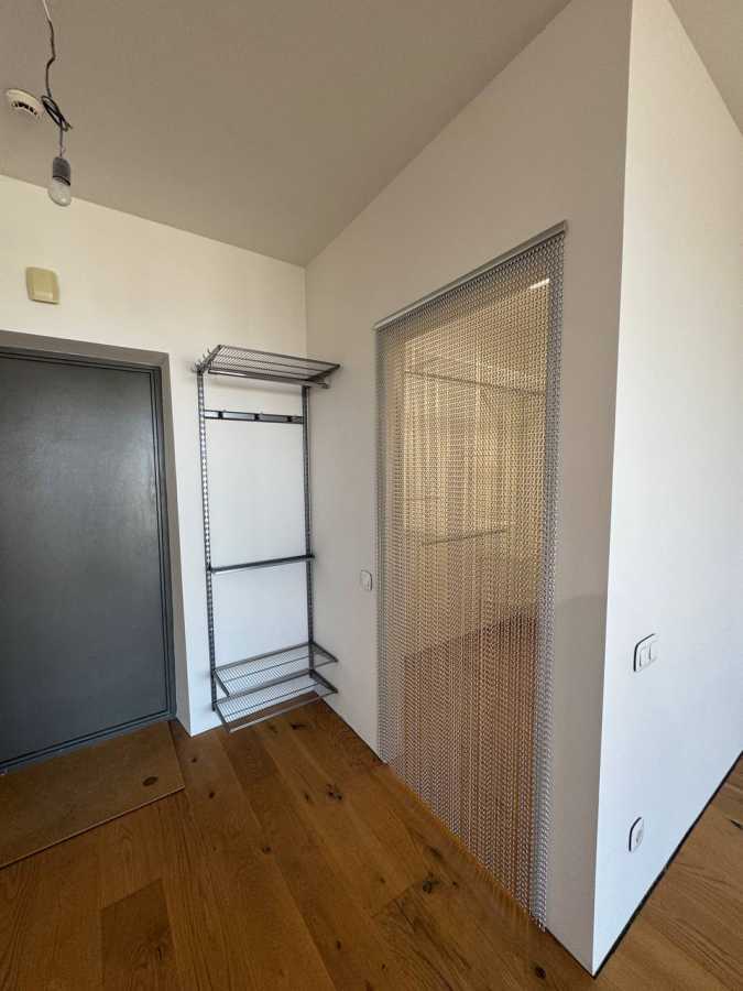 Продаж 1-кімнатної квартири 49.3 м², Князя Романа Мстиславича, 28