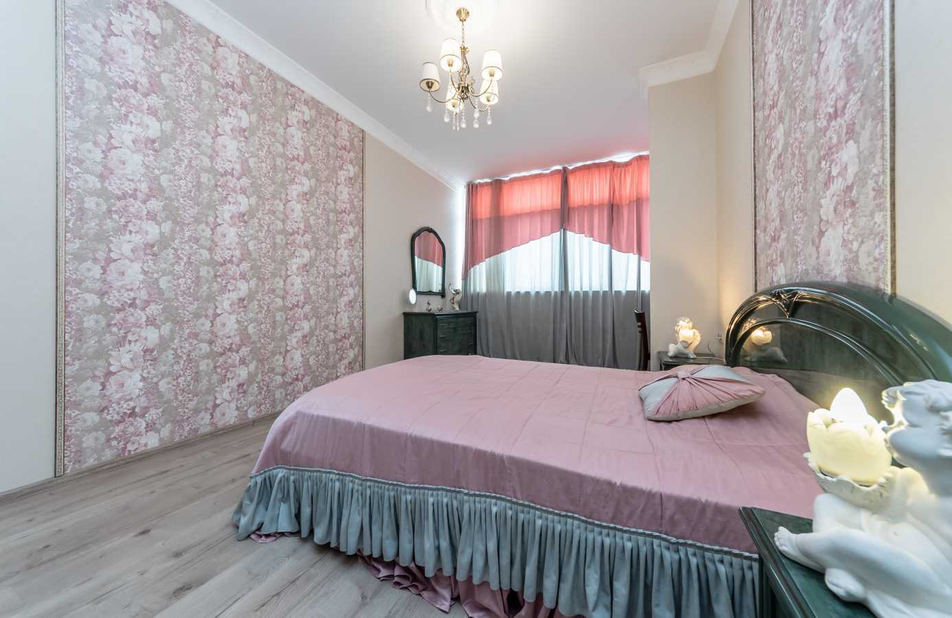 Оренда 3-кімнатної квартири 112 м², Євгена Коновальця вул., 36Е