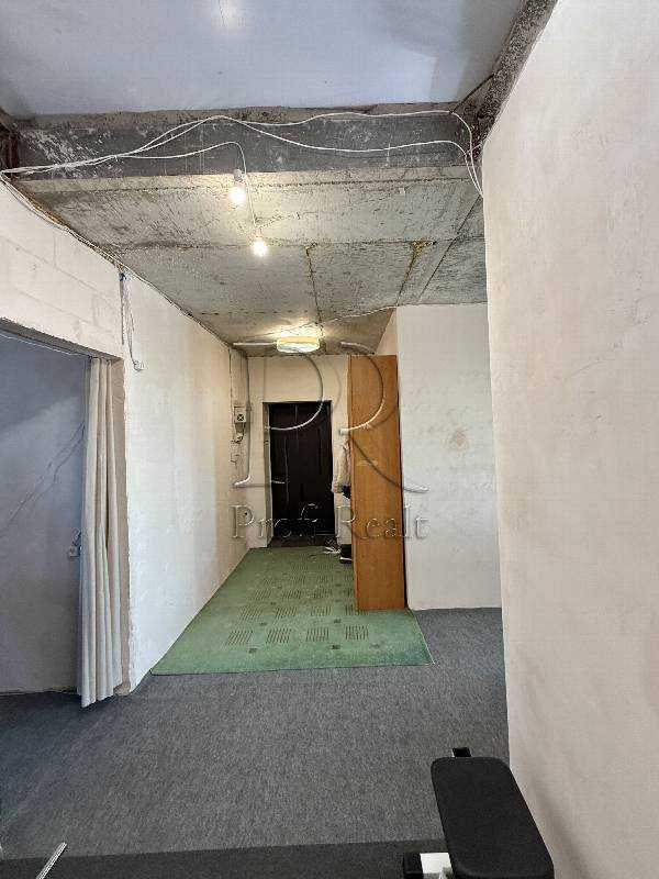 Продаж 3-кімнатної квартири 135 м², Придорожня вул., 3