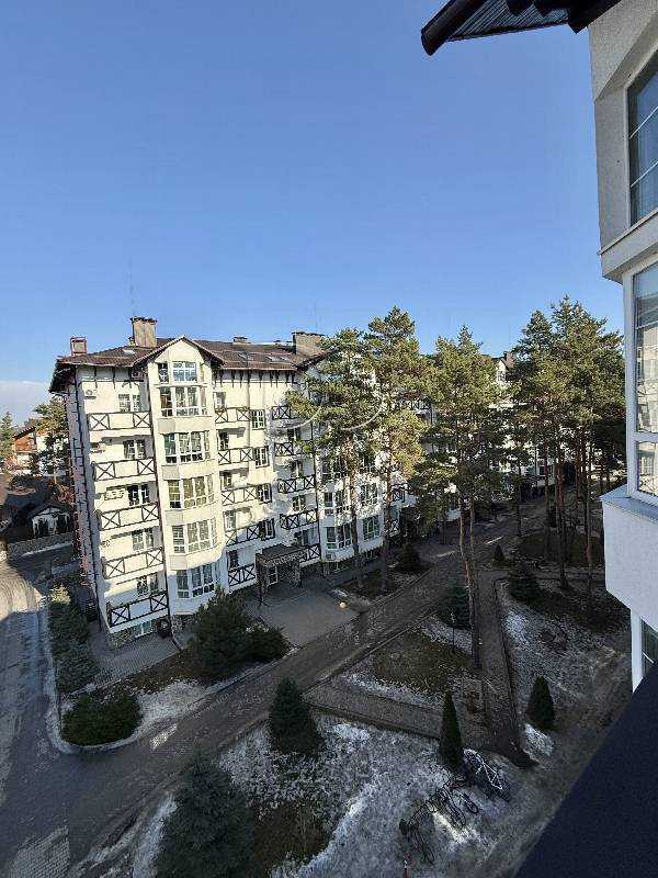 Продаж 3-кімнатної квартири 135 м², Придорожня вул., 3