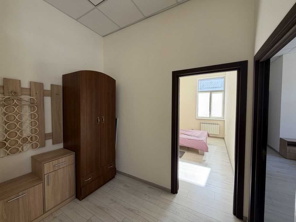 Оренда 2-кімнатної квартири 50.4 м², Петрівська вул., 23