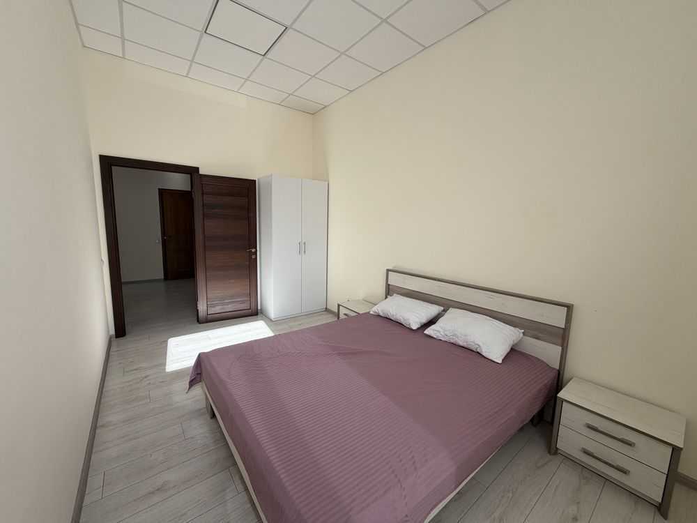 Оренда 2-кімнатної квартири 50.4 м², Петрівська вул., 23