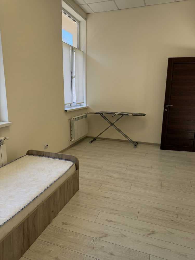 Оренда 2-кімнатної квартири 50.4 м², Петрівська вул., 23