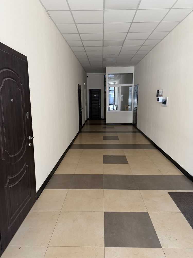 Оренда 2-кімнатної квартири 50.4 м², Петрівська вул., 23