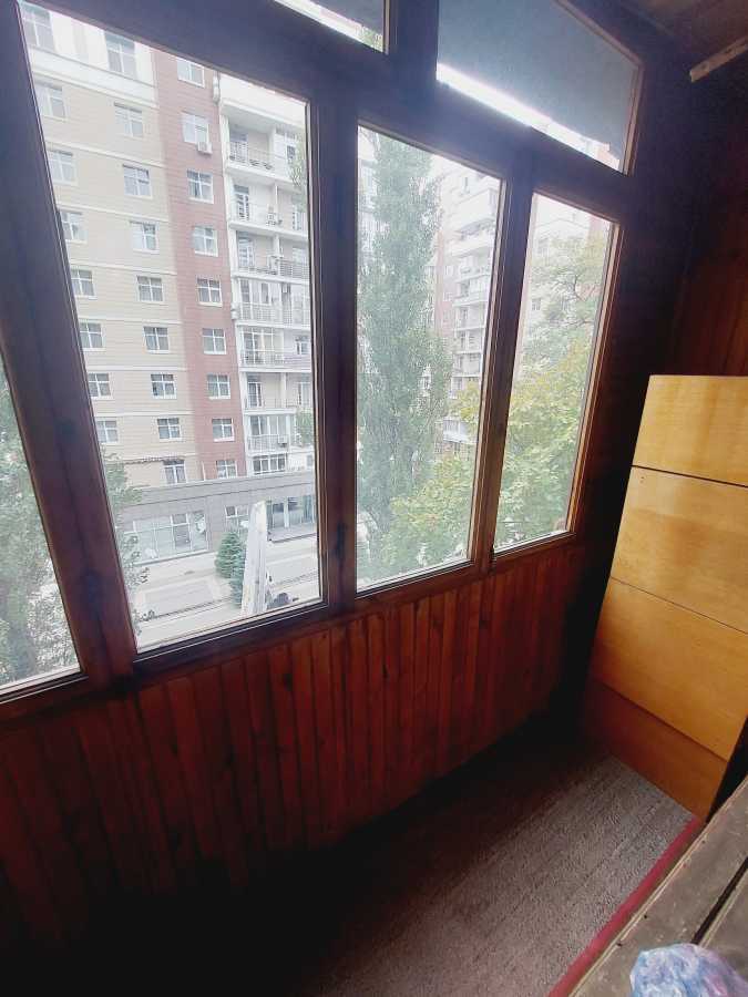 Аренда 2-комнатной квартиры 47 м², Академика Филатова ул., 1/22