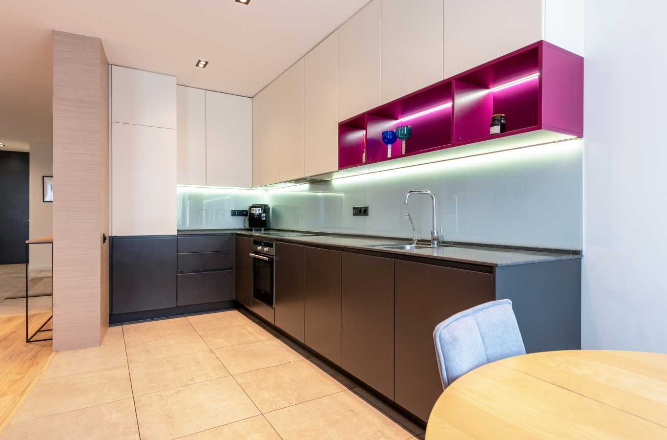 Продаж 3-кімнатної квартири 122 м², В'ячеслава Чорновола вул., 27