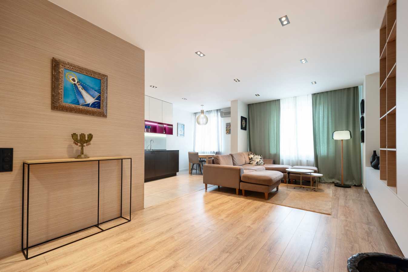 Продаж 3-кімнатної квартири 122 м², В'ячеслава Чорновола вул., 27