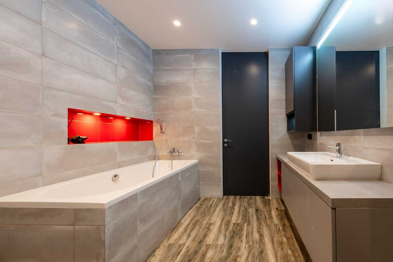 Продаж 3-кімнатної квартири 122 м², В'ячеслава Чорновола вул., 27