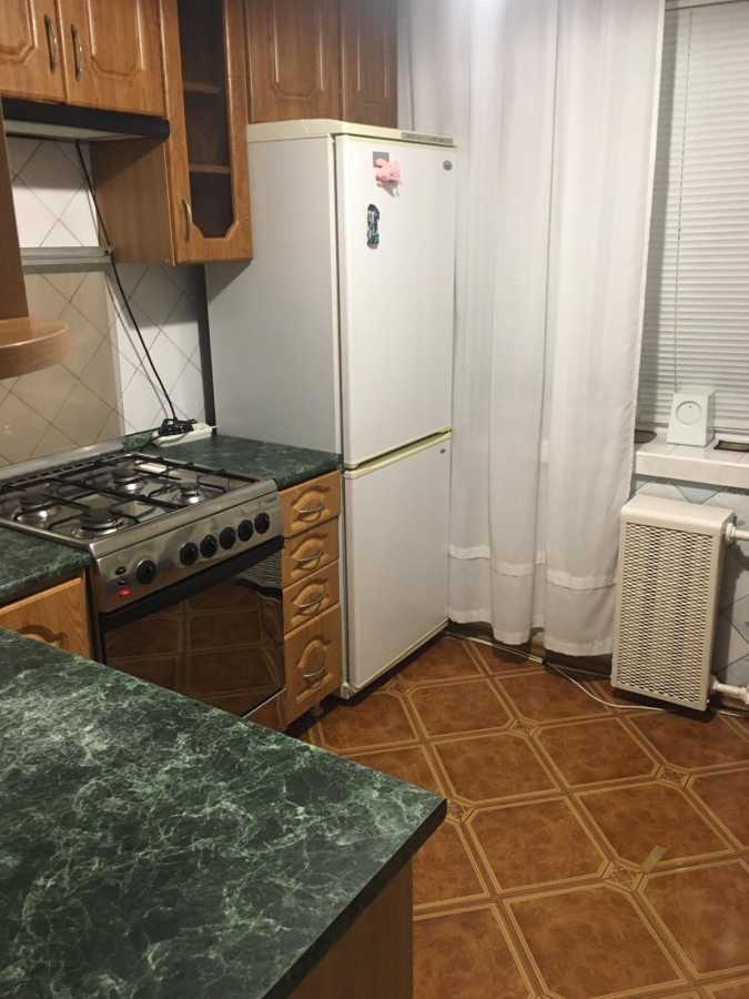 Оренда 2-кімнатної квартири 57 м², Кубанської України вул., 45