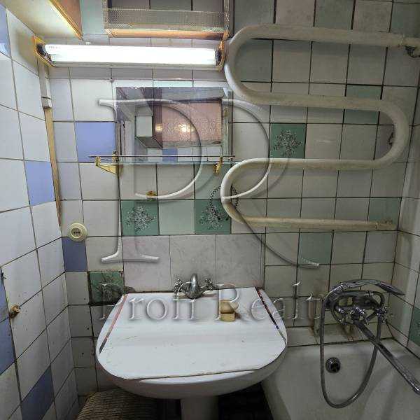 Продажа 3-комнатной квартиры 81 м², Липківського Василя Митрополита вулиця, 37