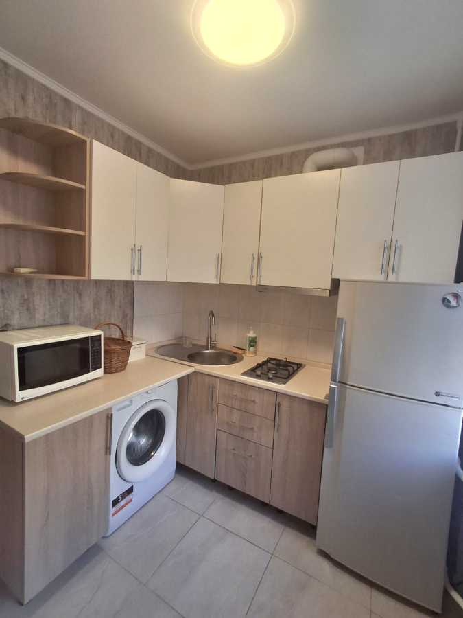 Продажа 2-комнатной квартиры 44 м², Ильичевская ул., Парусная, 12