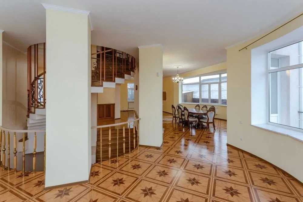 Продажа дома 650 м², Соловяненка, 263а