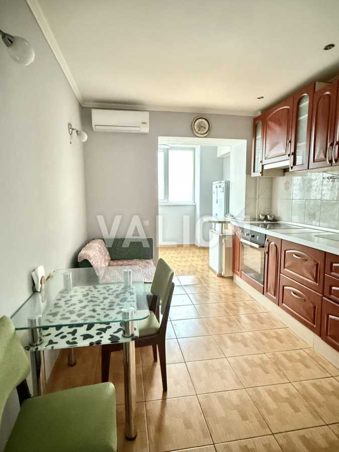 Продаж 1-кімнатної квартири 44 м², Ярослава Івашкевича вул., Галана, 2а