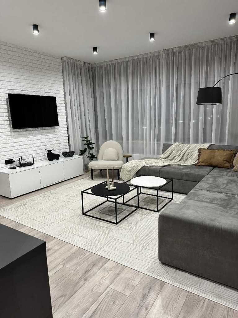 Продаж 2-кімнатної квартири 77 м², Ділова вул., 1/2