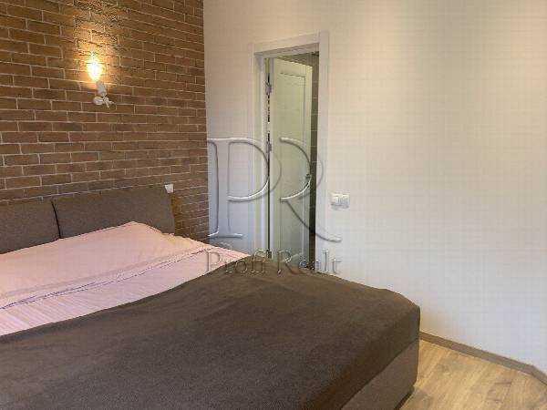 Продаж 2-кімнатної квартири 78 м², Івана Кавалерідзе вул., 9